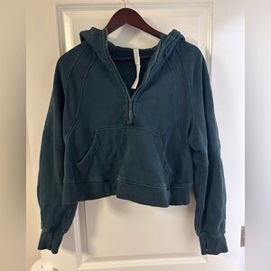 Lululemon dark green hooded scuba cropped sweatshirt